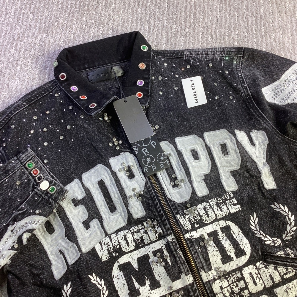 Red Poppy Mens Black Wash Embellished Graphic Denim Jacket Size M‎ NWT